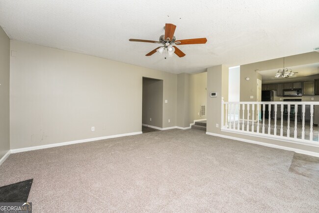 Building Photo - 540 Pecan Wood Cir