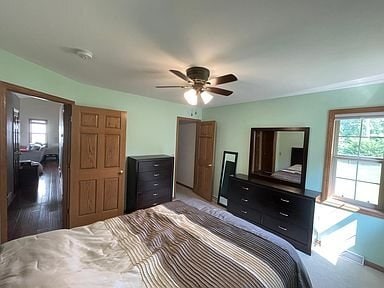 Foto del edificio - 6921 Village Park Dr