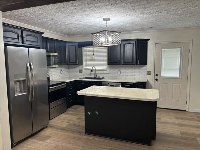 Building Photo - 4631 Kings Mill Run