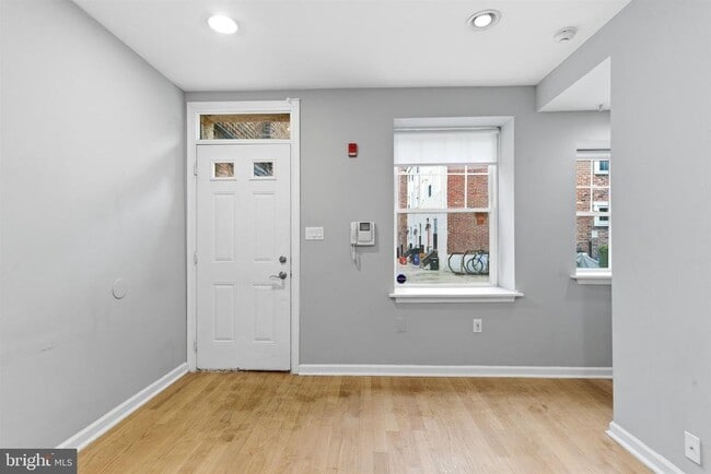 Foto del edificio - 1027 N 4th St