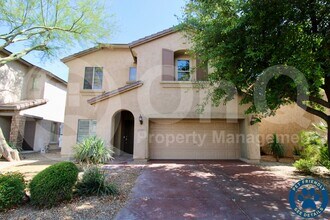 Building Photo - 2035 W Monte Cristo Ave