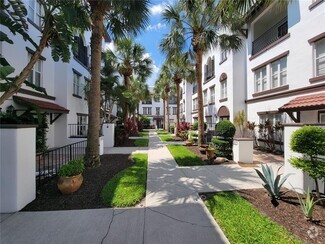 Building Photo - 623 Casabella Cir