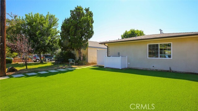 Foto del edificio - 7727 Shady Cove Ave