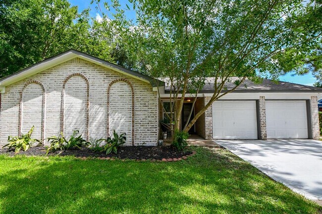 Building Photo - 12415 Brandywyne Dr