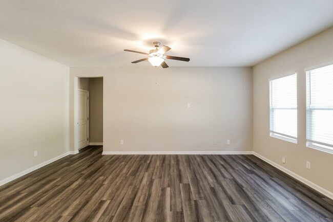 Foto del edificio - 4119 Kendrick Cir