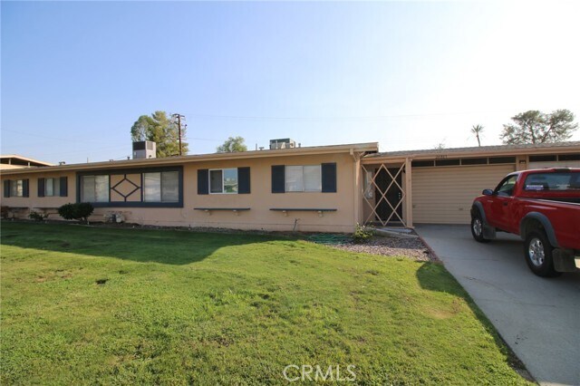 Foto del edificio - 26865 Augusta Dr