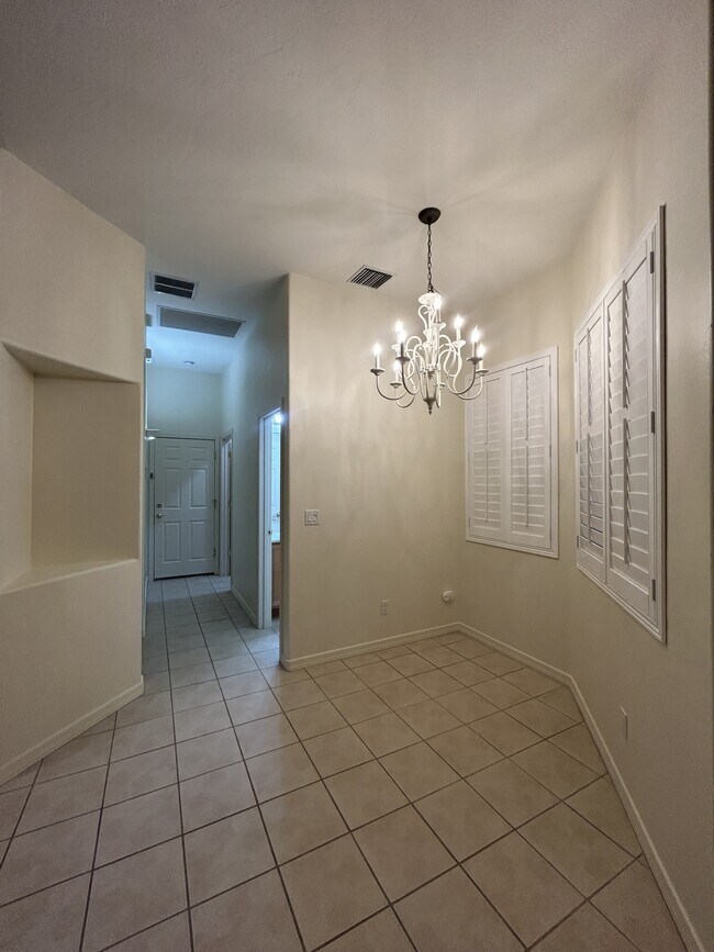 Foto del edificio - 5102 N Pinnacle Point Dr