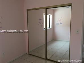 Foto del edificio - 2740 W 62nd Pl