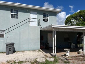 Building Photo - 1221 Miner Rd