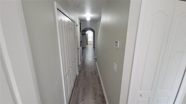 Building Photo - 4547 Ashburn Square Dr
