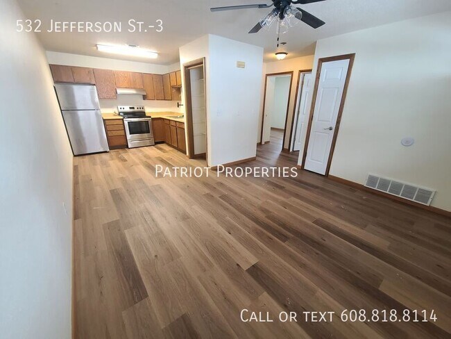 Building Photo - 532 Jefferson St