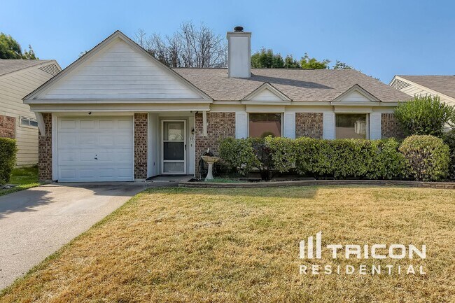 Foto del edificio - 3912 River Birch Rd