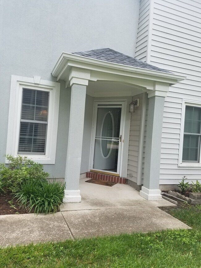 Foto del edificio - FANTASTIC TOWN HOME ON GREENBRIER FAIRWAYS GOLF COURSE!