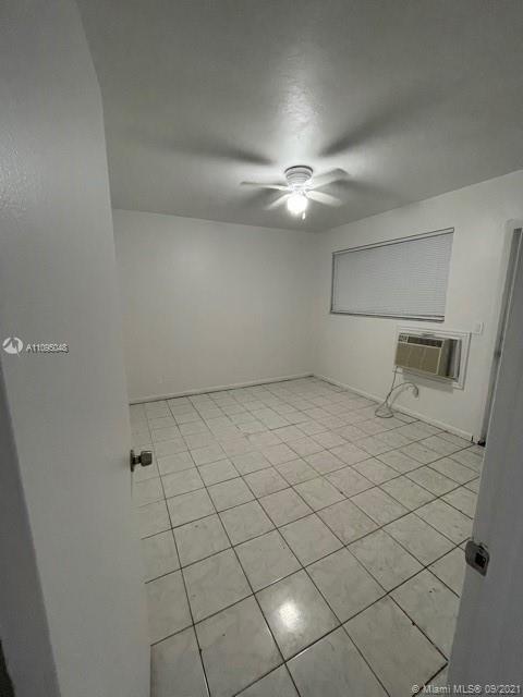 Foto del edificio - 1727 Fletcher St