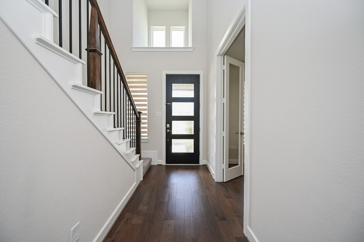 Building Photo - 21827 Erskine Peaks Pl