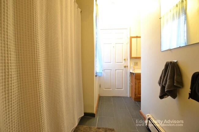 Foto del edificio - 551 Washington St