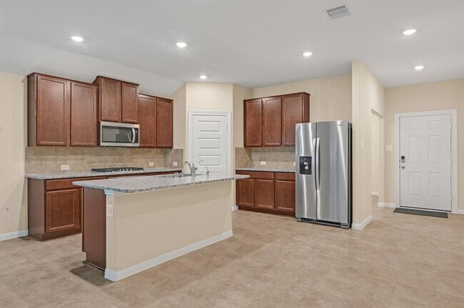 Building Photo - 2082 Gadwall Dr