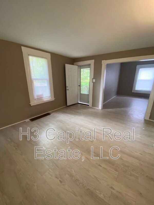 Foto del edificio - 2120 Lee Ave