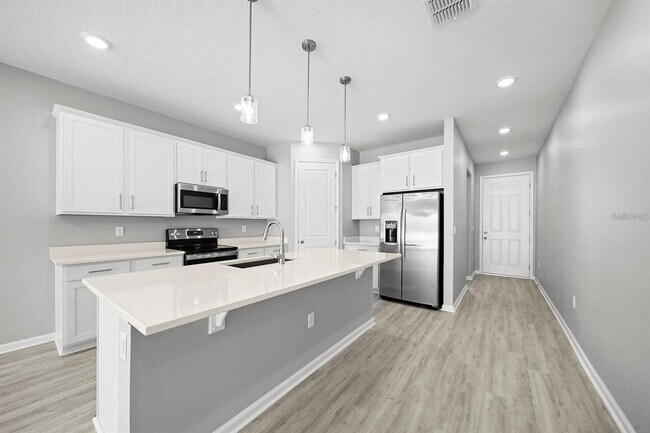 Building Photo - 3003 Fin Rd