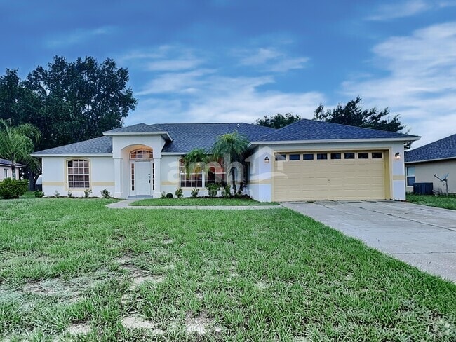 Building Photo - 1005 Sandhill St