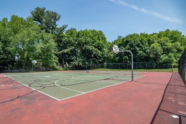 Building Photo - 5 Walker Rd