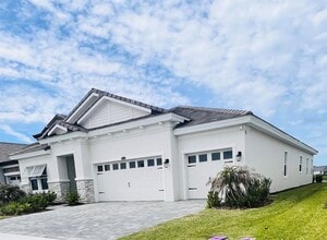 Building Photo - 9632 Surrey Rose Dr