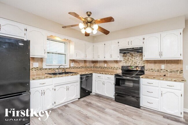 Building Photo - 1912 NW 62nd Terrace