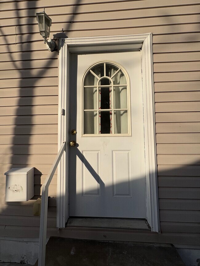 Foto del edificio - 839 W Fingerboard Rd