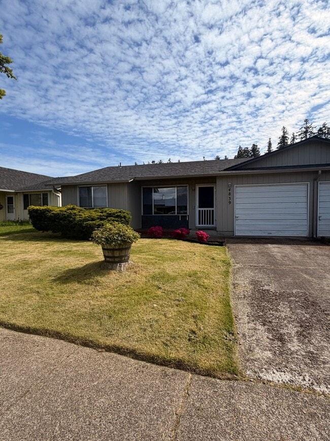 Building Photo - 4839 Elderberry Loop