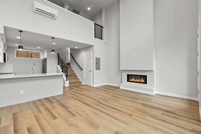 Foto del edificio - Stunning Brand-New Ballard Townhome with Air Conditioning