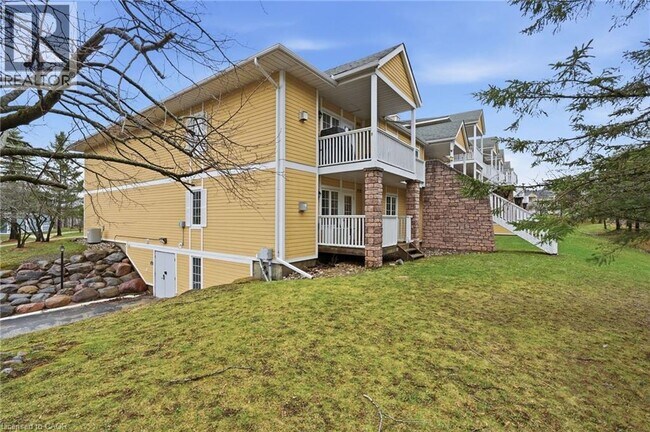 Building Photo - 90 Highland Dr