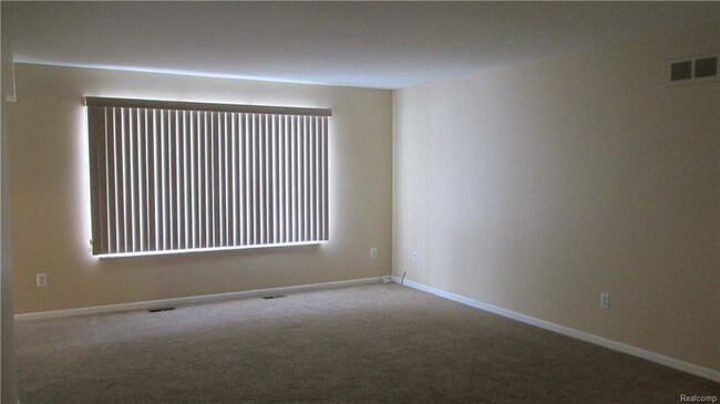 Foto del edificio - 42241 Toddmark Ln