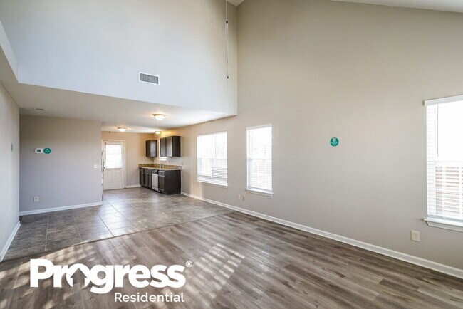 Building Photo - 1215 Larzelere Ln