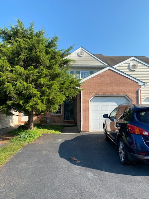 Front - 36 Grouse Dr