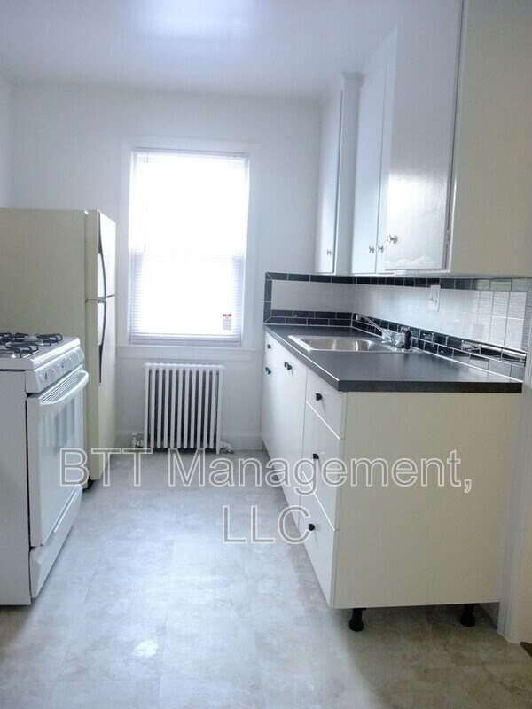 Foto del edificio - 8210 Greenwood Ave