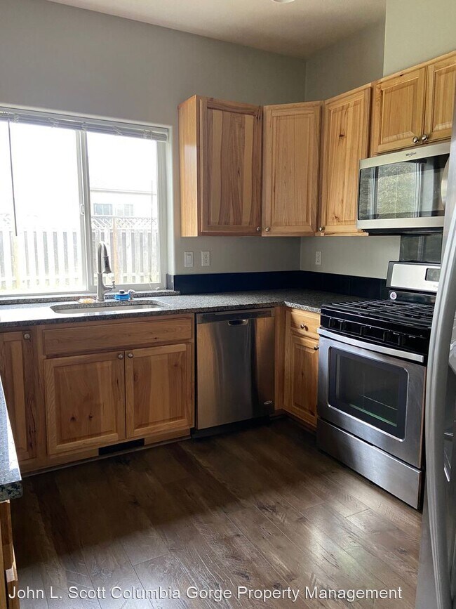 Building Photo - 3 br, 2 bath House - 703 Heights Ave