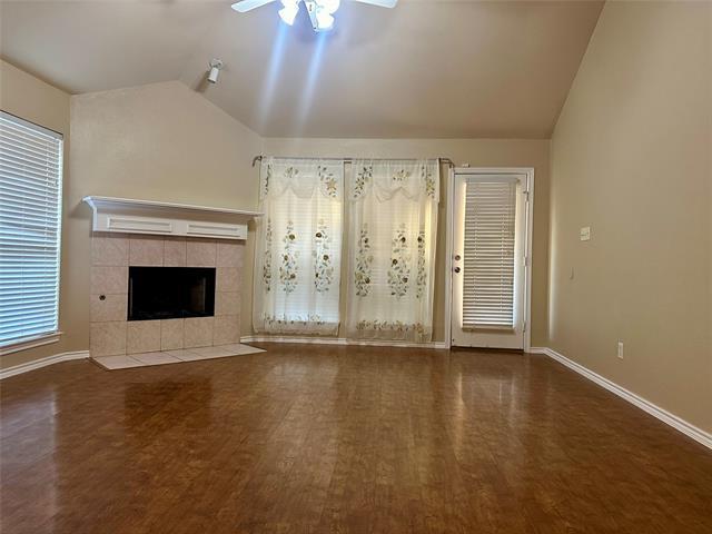 Building Photo - 1415 Stella Dr