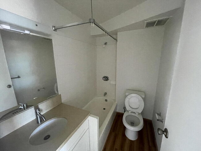 Foto del edificio - HAWAIIAN MONARCH sec, hotel room w/refrig