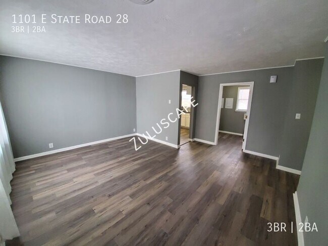 Foto del edificio - 1101 E State Road 28-