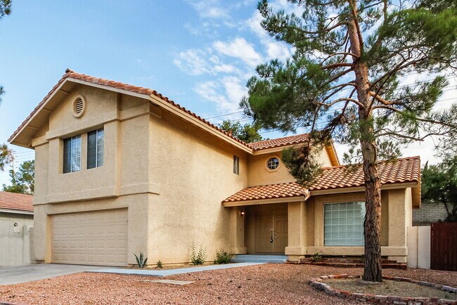 Building Photo - 102 Montclair Dr
