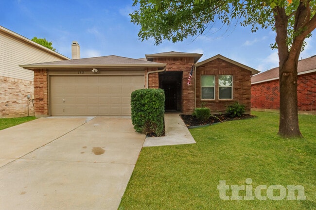 Building Photo - 1913 Lariat Dr