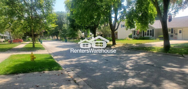 Foto del edificio - N86W6314 Brookdale Dr