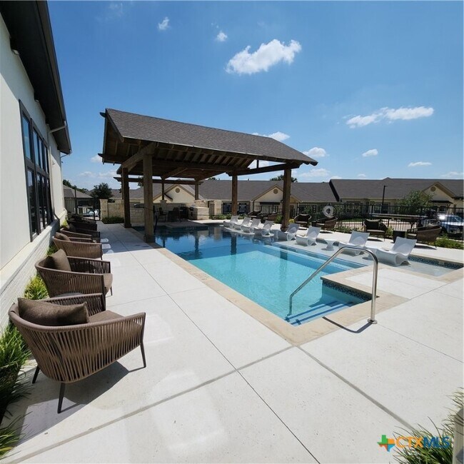 Building Photo - 475 River Fair Blvd