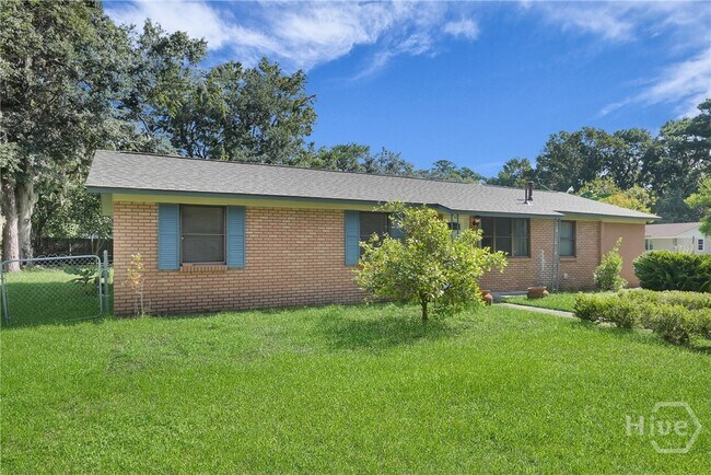 Foto del edificio - 2222 Bacon Park Dr