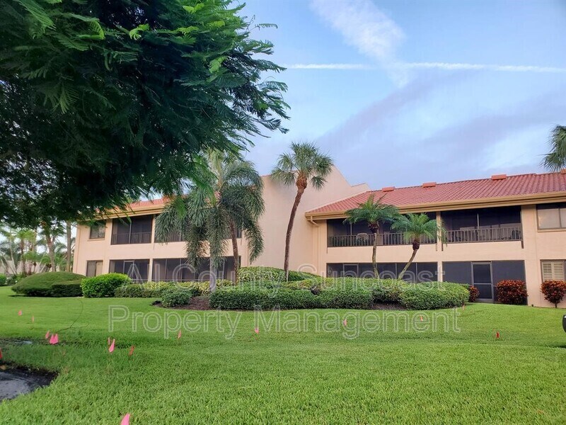 4800 Brittany Dr S Unit 102, Saint Petersburg, FL 33715 Condo for
