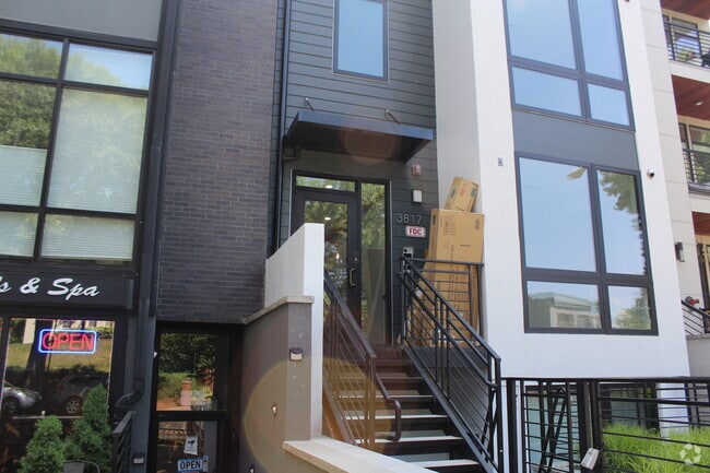 Building Photo - 3817 14th St NW