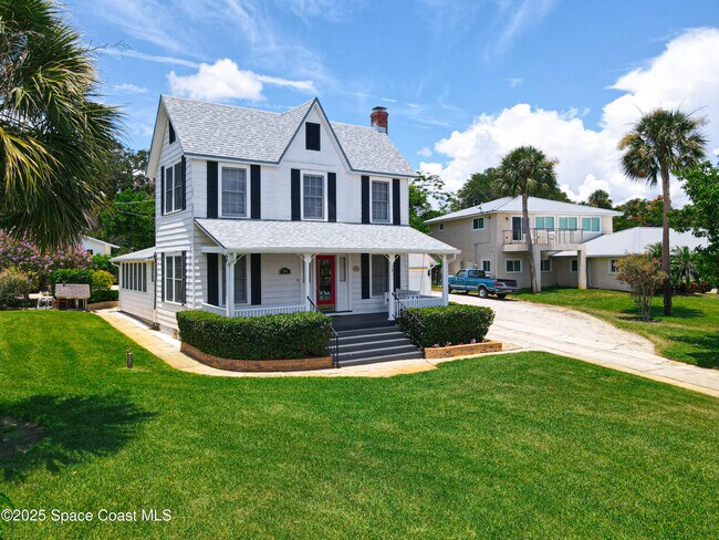 Foto del edificio - 2811 Indian River Dr