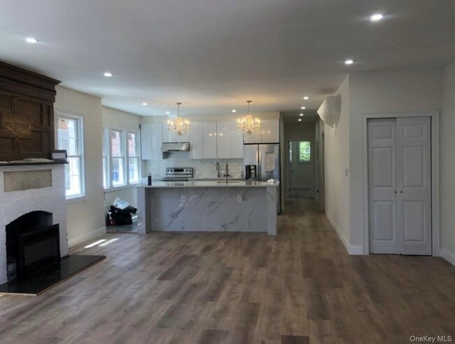 Foto del edificio - 307 National Blvd