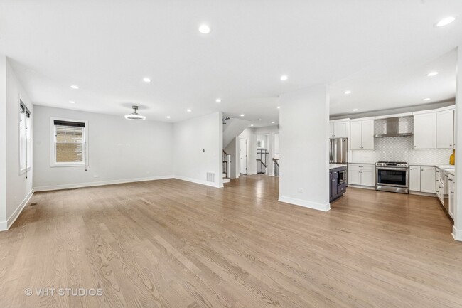 Building Photo - 297 Highland Ave