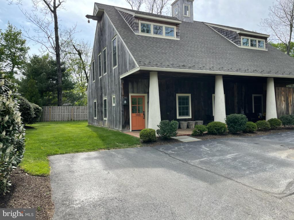 Foto principal - 411 Conestoga Rd